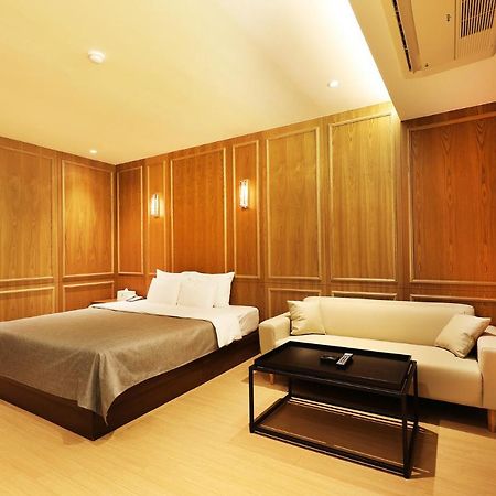 Gloria Hotel Seongnam Bagian luar foto