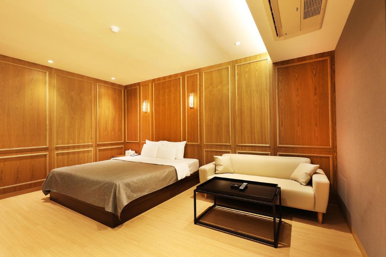 Gloria Hotel Seongnam Bagian luar foto