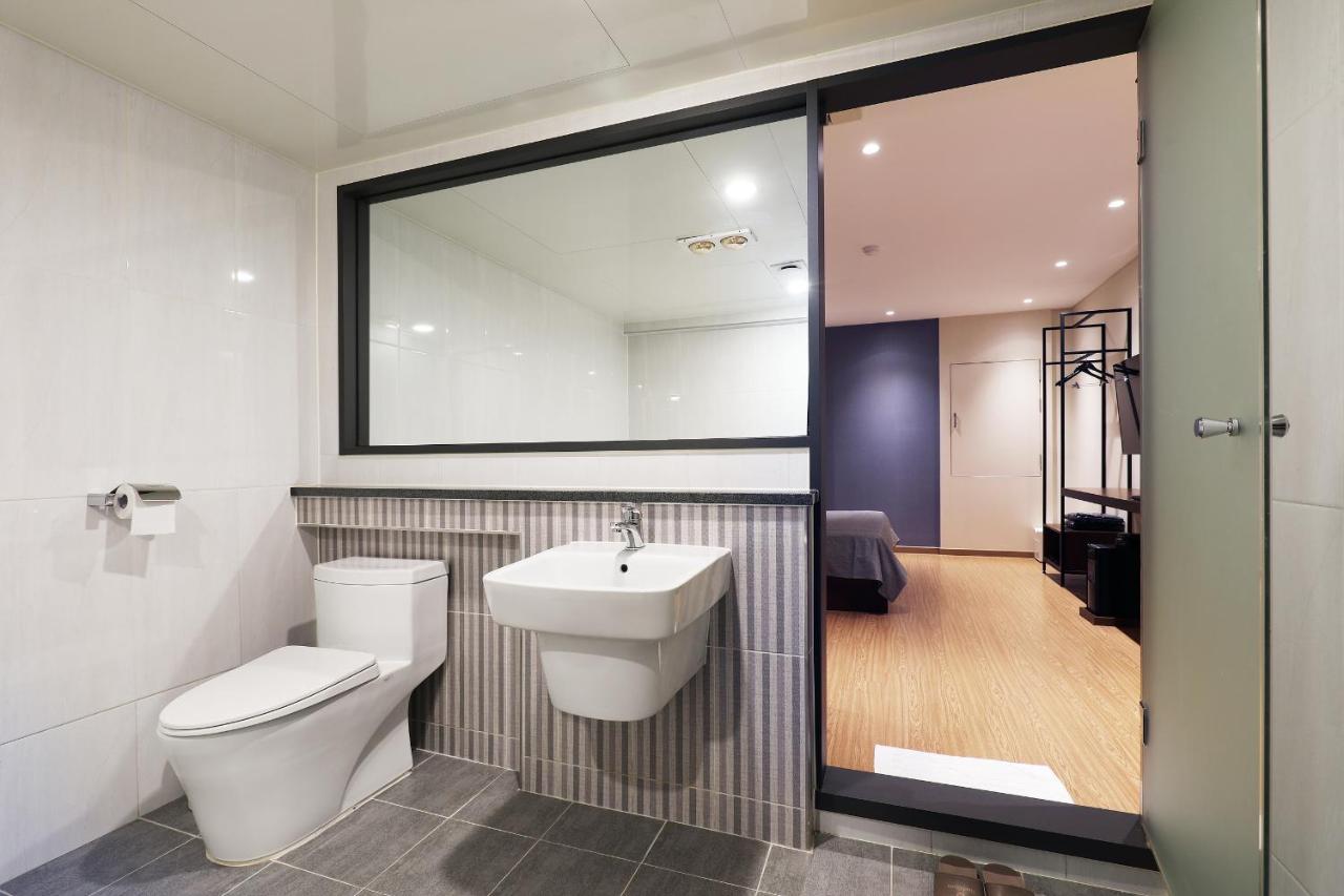 Gloria Hotel Seongnam Bagian luar foto
