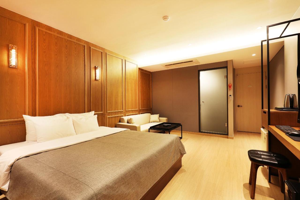 Gloria Hotel Seongnam Bagian luar foto