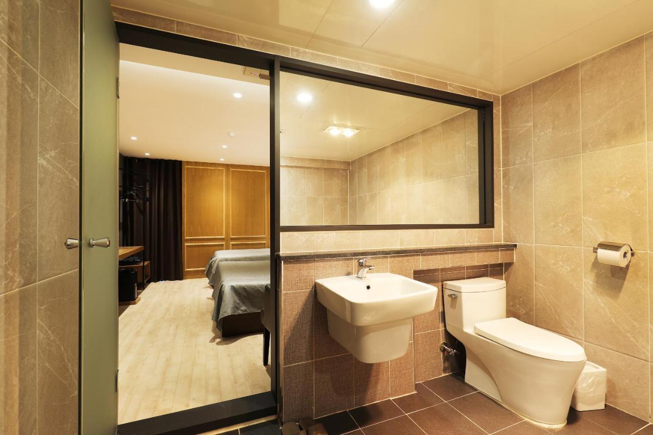 Gloria Hotel Seongnam Bagian luar foto