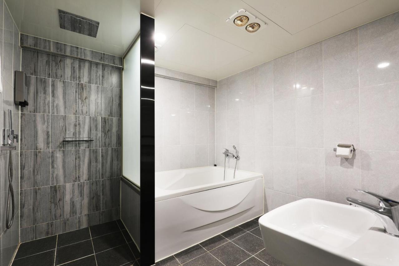 Gloria Hotel Seongnam Bagian luar foto