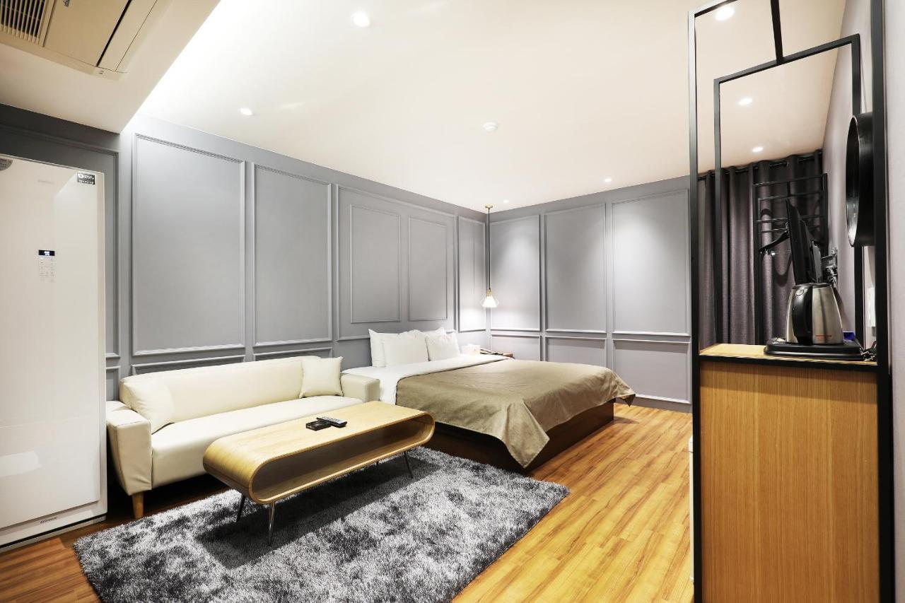 Gloria Hotel Seongnam Bagian luar foto