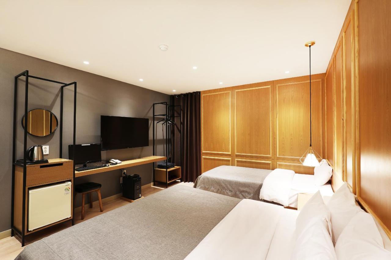 Gloria Hotel Seongnam Bagian luar foto